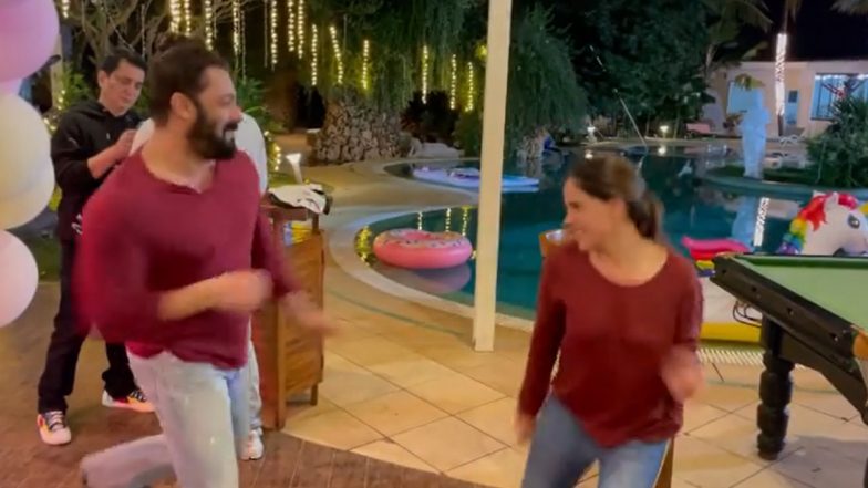Salman Khan के साथ मजेदार स्टाइल में डांस करती दिखी Genelia D'souza, बर्थडे सेलिब्रेशन का Video हुआ Viral