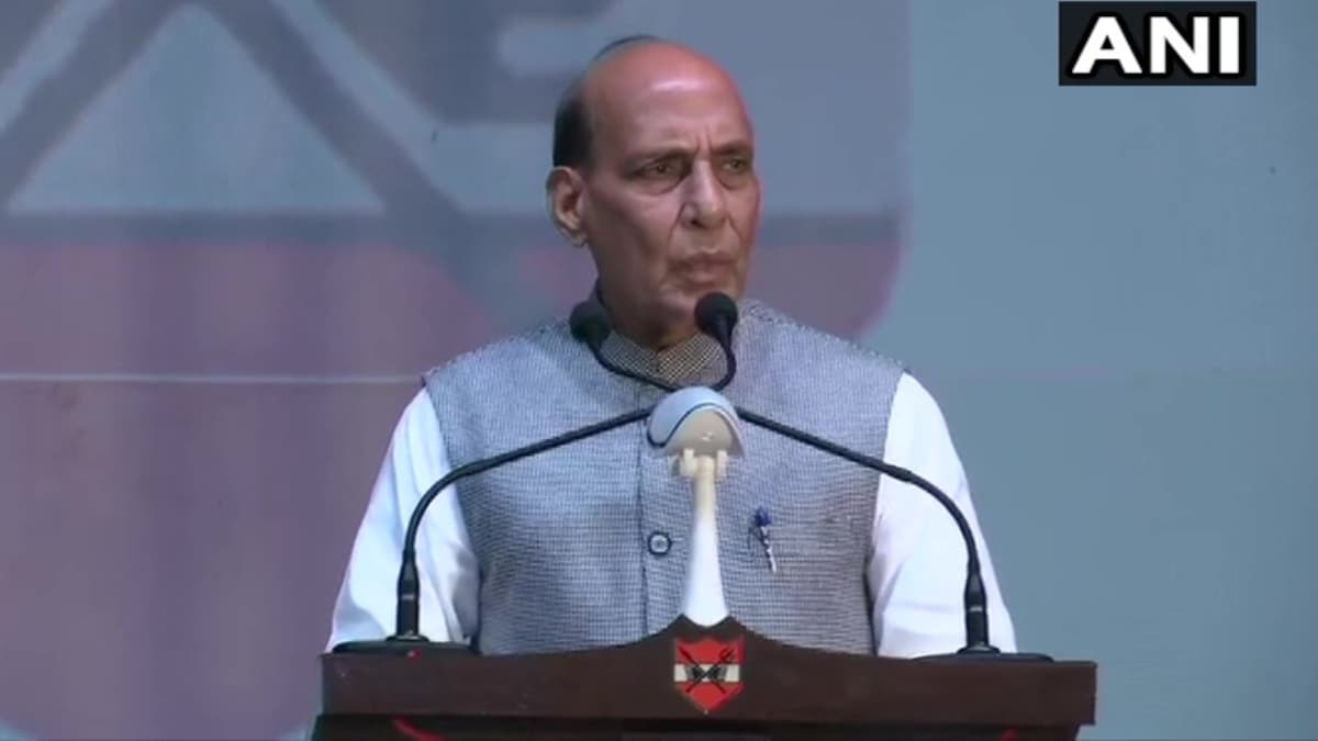 रक्षा मंत्री राजनाथ सिंह का बड़ा बयान, कहा- अब अंतरराष्ट्रीय मंचों पर दुनिया भारत की बात सुनती है