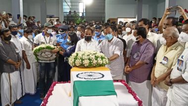 IAF Helicopter Crash: शहीद जेडब्ल्यूओ प्रदीप का पूरे सैन्य सम्मान के साथ केरल में किया गया अंतिम संस्कार