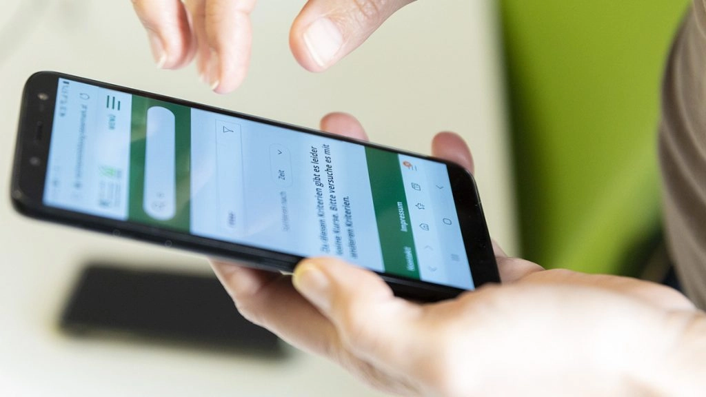 Useful Govt Apps: सरकारी दफ्तरों के चक्कर लगाने से बचें, आज ही डाउनलोड करें ये ऐप्स