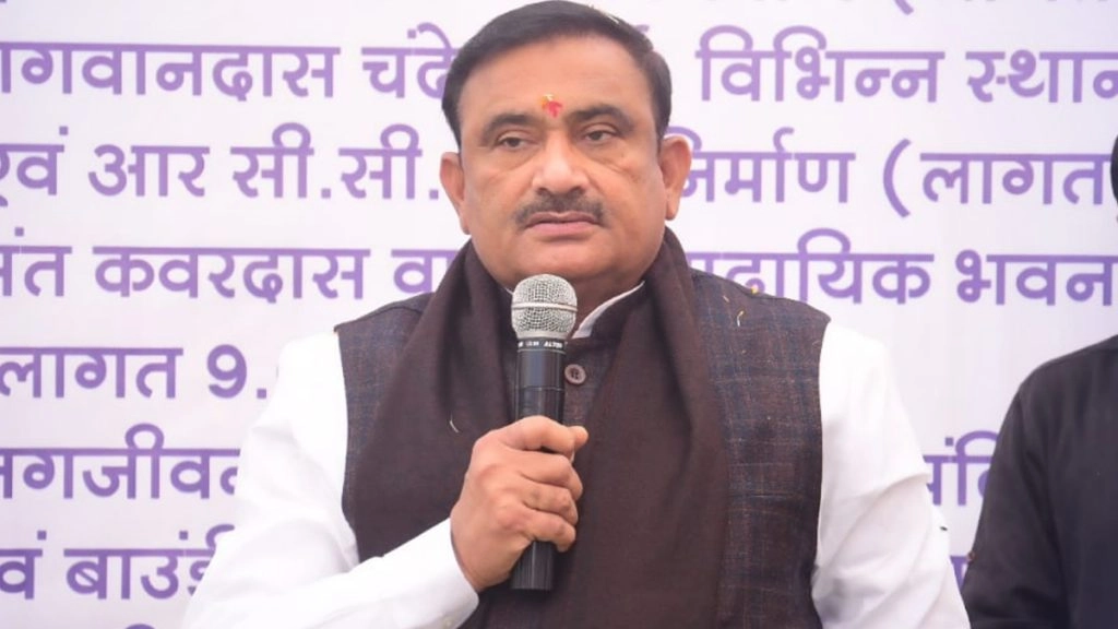 मध्यप्रदेश सरकार ने दो कर्मचारियों की मौत के बाद दिये कंपनी के विरुद्ध प्राथमिकी दर्ज करने के निर्देश