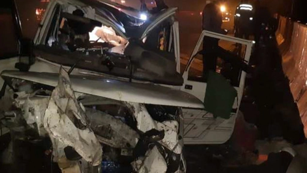 उत्तर प्रदेश के यमुना एक्सप्रेस वे पर हादसे में पांच लोगों की मौत