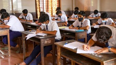 UP Board Exams 2022: इस तारीख से शुरू हो सकती हैं यूपी बोर्ड की परीक्षाएं, शासन को भेजा संभावित एग्जाम का Timetable