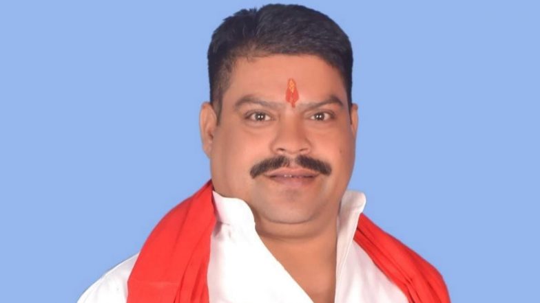 UP Election 2022: असदुद्दीन ओवैसी ने सभी को चौकाया, ब्राह्मण को बनाया गाजियाबाद से उम्मीदवार, जानें कौन है सपा को अलविदा कहने वाले पंडित मनमोहन झा