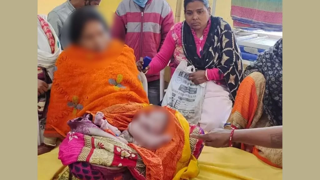 चार हाथ-चार पैर, कटिहार में महिला ने अनोखे बच्चे को दिया जन्म, तस्वीर सोशल मीडिया पर वायरल