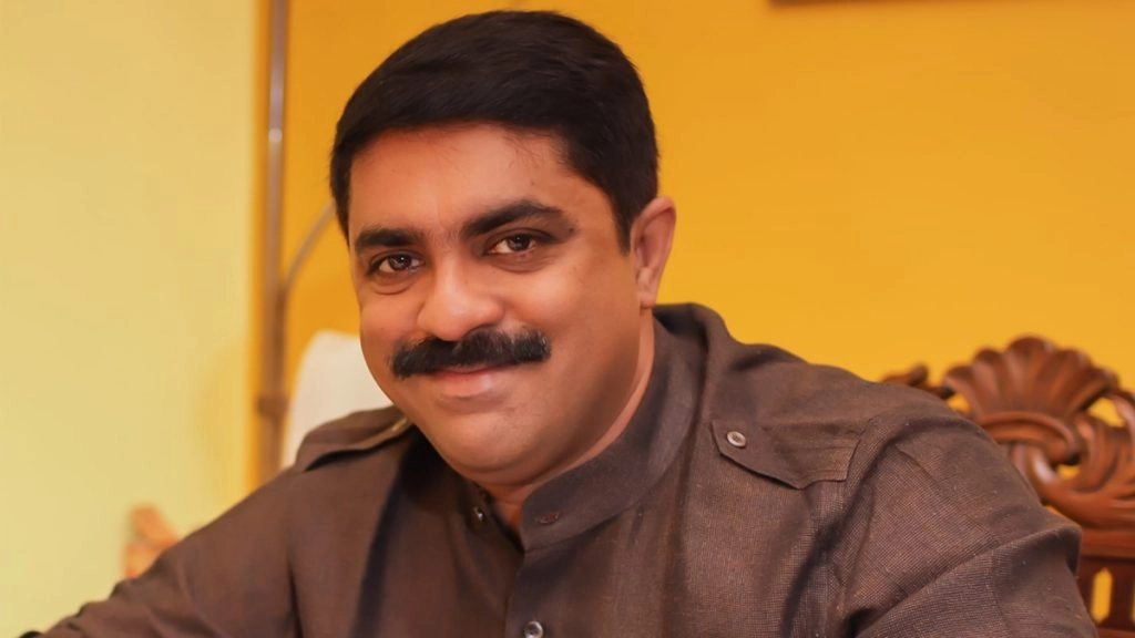 कांग्रेस, टीएमसी, एमजीपी, गोवा फॉरवर्ड को चुनावों के लिए एक साथ आना चाहिए: अध्यक्ष विजय सरदेसाई