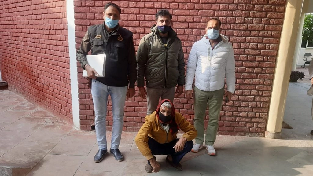 चार लड़कियों को शिकार बनाने वाले सीरियल किलर को पुलिस ने पकड़ा