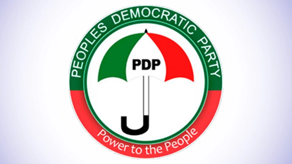 गैर-स्थानीय मतदाताओं को मतदाता सूची में शामिल करने के खिलाफ पीडीपी ने प्रदर्शन किया