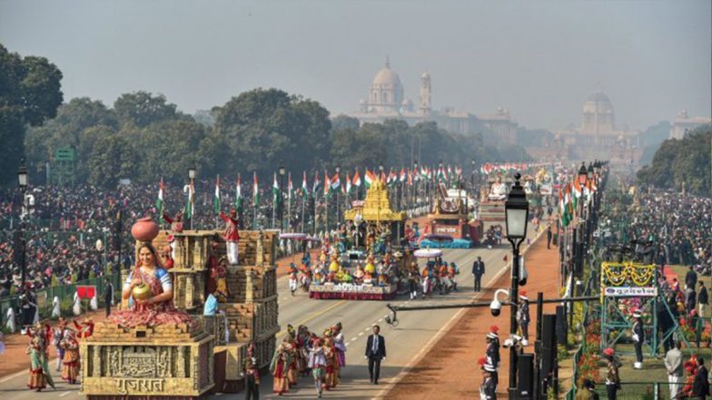 Republic Day Parade 2022: इस बार 16 मार्चिंग दल, 17 सैन्य बैंड और कुल 25 झांकियां लेंगी हिस्सा, गणतंत्र दिवस परेड में  क्‍या कुछ होगा खास? यहां पढ़े पूरी खबर