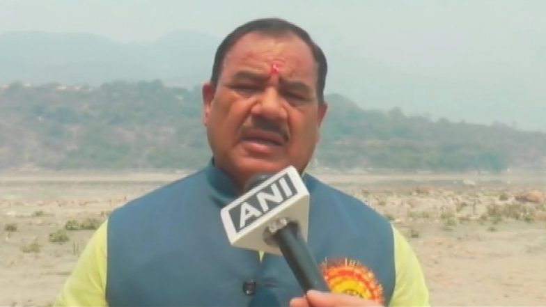 Uttarakhand Election 2022: सीएम पुष्कर सिंह धामी ने मंत्री हरक सिंह रावत को कैबिनेट से किया बर्खास्त, ये है आरोप