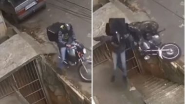 बाइक पार्क करते समय फूड डिलीवरी बॉय के साथ हुआ भयानक हादसा, बाल-बाल बची उसकी जान (Watch Viral Video)