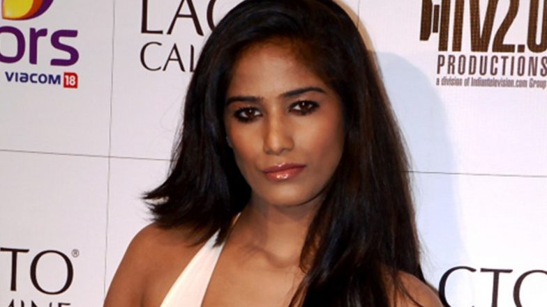 Poonam Pandey Obscene Video Case: नग्न शूटिंग और अश्लीलता फैलाने के मामले में पूनम पांडे की बढ़ी दिक्कत, गोवा पुलिस ने दाखिल की चार्ज सीट