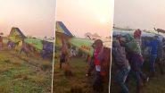Bihar: खेत में उतरा आर्मी का ट्रेनिंग एयरक्राफ्ट, ग्रामीणों ने हवाई जहाज को कंधे पर टांग कर सड़क पर पहुंचाया