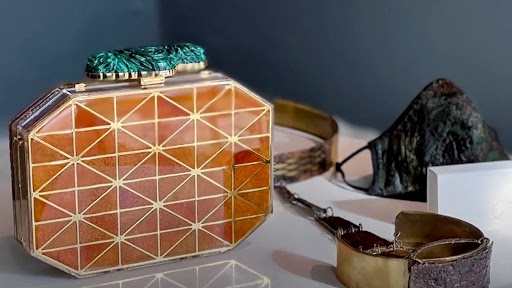 Orange Peels Handbags: जॉर्डन के फूड आर्टिस्ट ने संतरे के छिलकों से बनाया लग्जरी हैंडबैग, खूबसूरत बैग का वीडियो वायरल