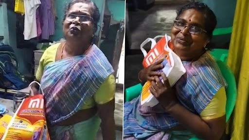 मां के जन्मदिन पर बेटे ने गिफ्ट किया स्मार्टफोन, इमोशनल महिला का रिएक्शन हुआ वायरल