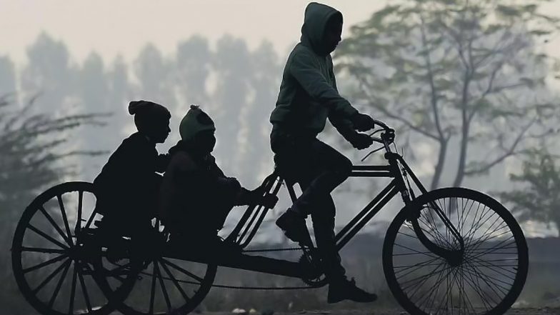 Weather Update: दिल्ली समेत उत्तर भारत में बारिश-बर्फबारी ने बढ़ाई ठंड, जानें अगले कुछ दिनों में कैसा रहेगा मौसम का मिजाज