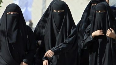 Hijab Row: कर्नाटक के  मंत्री जे. सी. मधुस्वामी ने कहा,  हिजाब विवाद पर HC के अंतरिम आदेश को लागू करने के लिए सरकार प्रतिबद्ध