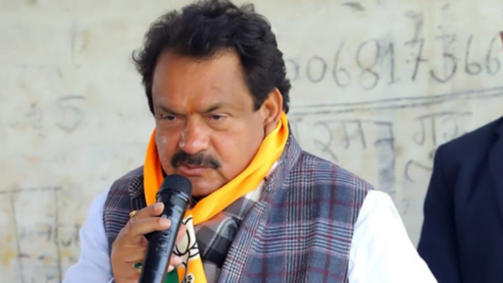 UP Assembly Election 2022: करहल में केंद्रीय मंत्री बघेल के काफिले पर हमला