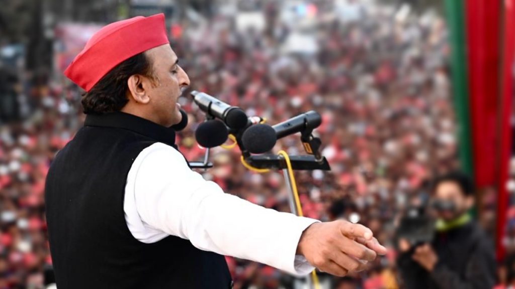 अखिलेश यादव के खिलाफ सैफई में केस दर्ज, आचार संहिता उल्लंघन का आरोप