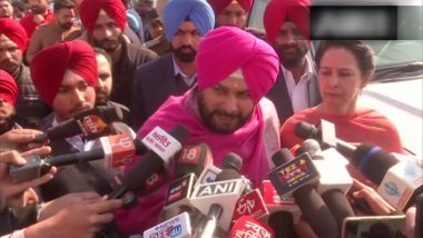 Punjab Election: नवजोत सिंह सिद्धू ने डाला वोट, कहा- माफियाओं के परिवार ने पंजाब को दीमक की तरह चाटा