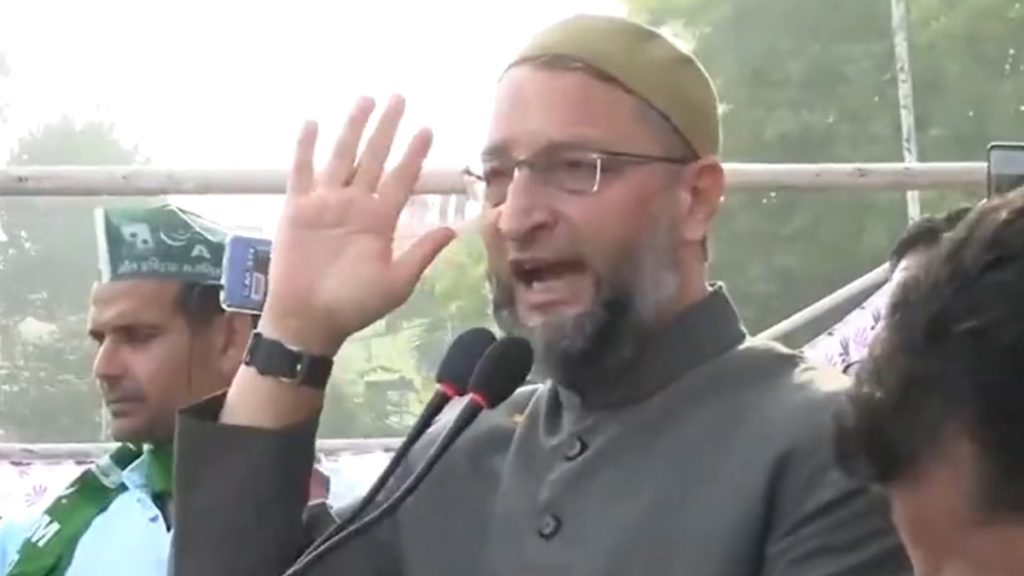  हैदराबाद के बिजनेस मैन का अजीबोगरीब कारनाम, AIMIM प्रमुख ओवैसी की सलामती के लिए 101 बकरियों की दी बलि