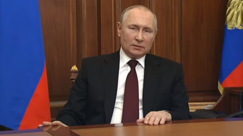 Ukraine-Russia Conflict: यूक्रेन के साथ जंग जैसे हालात के बीच रूस के राष्ट्रपति व्लादिमीर पुतिन का देश के नाम संबोधन शुरू, यहां देखें Live
