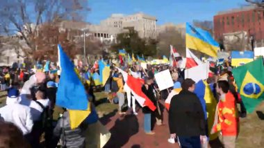 Russia Ukraine war: रूस के विरोध में यूक्रेन के लोगों ने अमेरिका में व्हाइट हाउस के सामने निकाली रैली