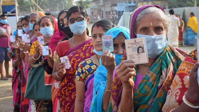 UP Election 2022: यूपी विधानसभा चुनाव के दूसरे चरण में 64 प्रतिशत से ज्यादा मतदान, सोमवार को 55 सीटों पर डाले गए थे वोट