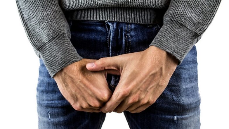Man Cuts His Penis: खौफनाक कदम उठाते हुए शख्स ने काटा अपना पेनिस, इसके पीछे की वजह है बेहद हैरान करने वाली