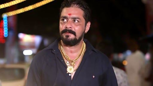 Mumbai: सोशल मीडिया इन्फ्लुएंसर 'हिंदुस्तानी भाऊ' छात्रों के विरोध के सिलसिले में गिरफ्तार