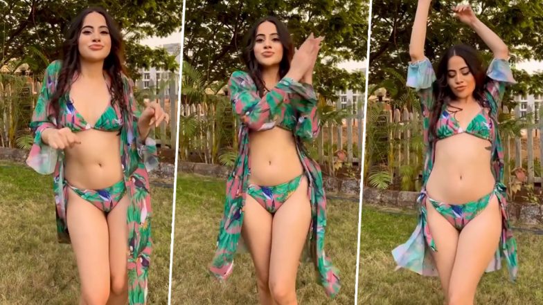 Urfi Javed ने सेक्सी बिकिनी पहनकर फैंस के दिलों में मचाई खलबली, Hot Photos देखकर छूट जाएंगे पसीने