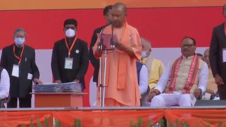 Yogi Adityanath Shapath Grahan: मुख्यमंत्री योगी ने दूसरी बार उत्तर प्रदेश के मुख्यमंत्री के रूप में शपथ ली, प्रधानमंत्री सहित तमाम लोग साक्षी बने