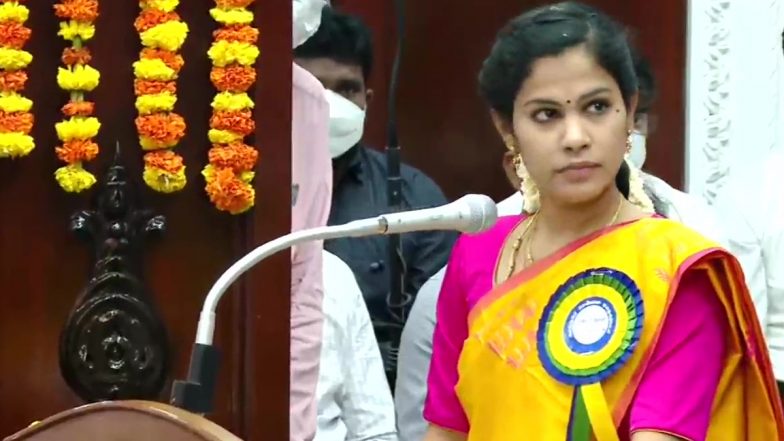 Tamil Nadu: आर प्रिया बनीं चेन्नई की सबसे कम उम्र की और पहली दलित मेयर, जानिए कैसे हासिल की यह उपलब्धि
