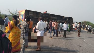 Bus Accident: कर्नाटक के तुमकुर में भीषण सड़क हादसा, यात्रियों से भरी बस पलटी, 8 की मौत व 20 गंभीर