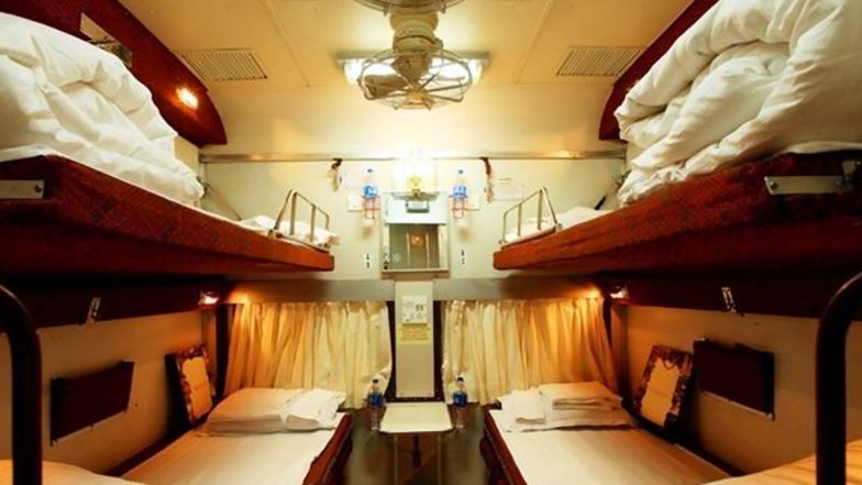 Indian Railway: एसी कोच में सफर करने वाले रेल यात्री ध्यान दें, अभी नहीं शुरू हुई है यह सुविधा
