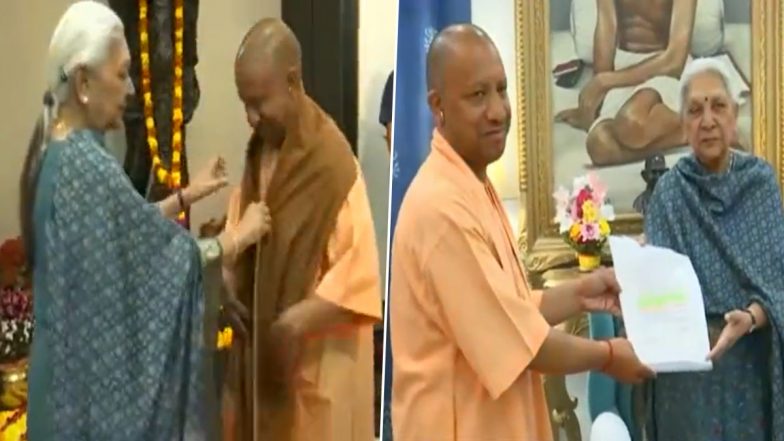 UP Election Results 2022: यूपी में बीजेपी को मिले जीत के बाद सीएम योगी ने राज्‍यपाल आनंदीबेन पटेल से मुलाकात कर सौंपा इस्‍तीफा