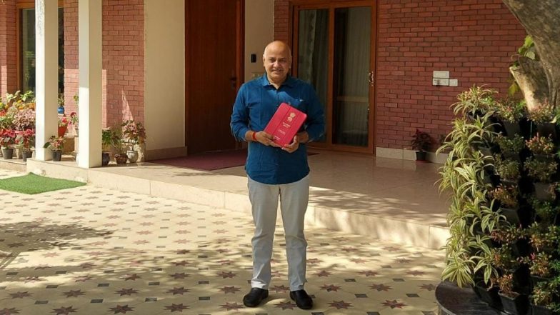 Delhi: मनीष सिसोदिया ने साल 2022-23 के लिए 75,800 करोड़ रुपये का बजट किया पेश