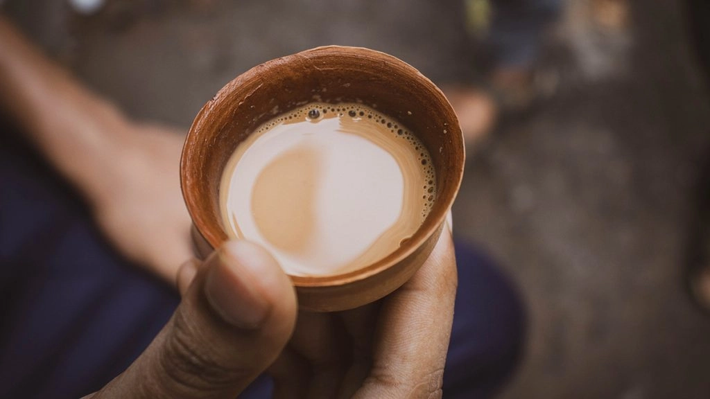 Kerala: अलप्पुझा में चाय की गुमटी चलाकर गुजर बसर कर रही 91 वर्षीय महिला