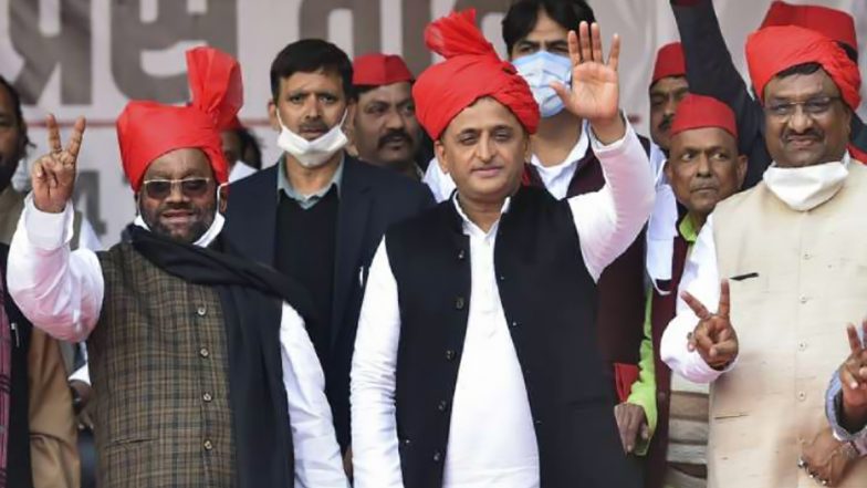 UP: हार के बाद भी विधायक बन सकते हैं स्वामी प्रसाद मौर्य, अखिलेश यादव छोड़ सकते हैं अपनी सीट