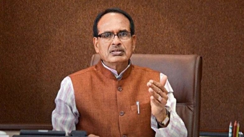 MP: अपराधियों को लेकर सीएम शिवराज सिंह चौहान हुए सख्त, आदिवासी किशोरी से दुष्कर्म करने वालों के घरों पर चला  बुलडोजर