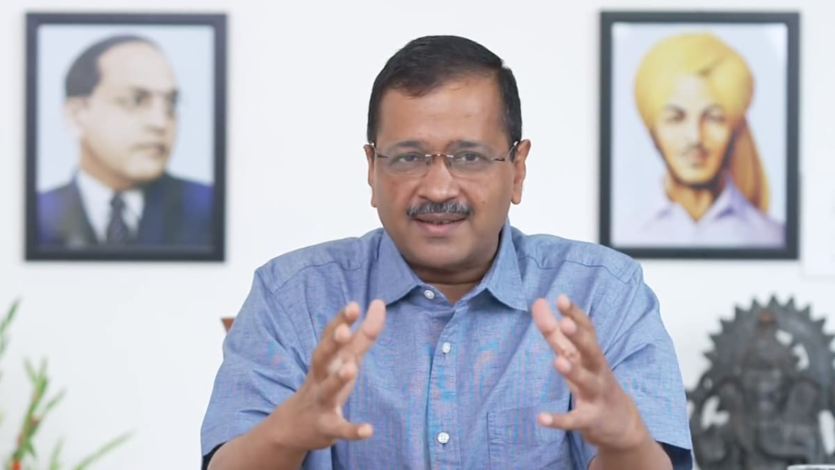 पत्नी से ज्यादा डांटते है LG साहब, CM केजरीवाल ने बयान किया दर्द