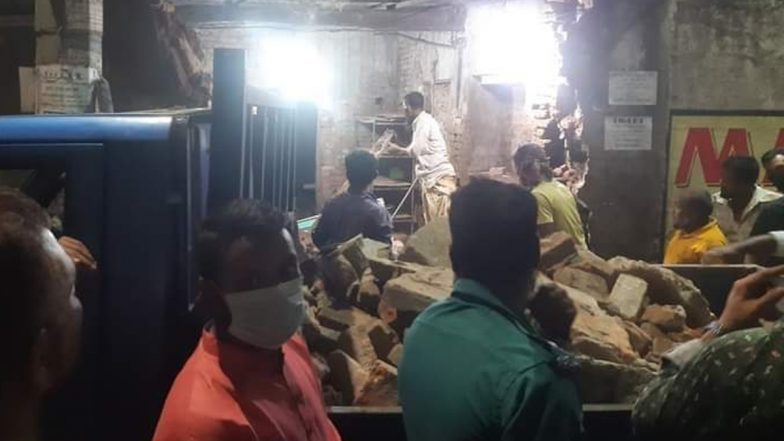 Temple Attack: बांग्लादेश में हिंदू मंदिर पर हमला, भीड़ ने की तोड़फोड़ और लूटपाट