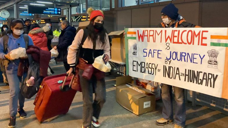 Russia-Ukraine War: अब कीव में कोई भारतीय नागरिक नहीं, लेकिन खारकीव में अभी भी फंसे है हजारों छात्र, मोदी सरकार तेज करेगी 'ऑपरेशन गंगा'
