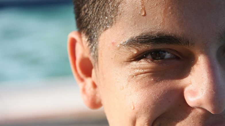 Men Summer Skin Care 2022: गर्मियों में पुरुष इस तरह करें अपनी त्वचा की देखभाल! आजमायें ये आसान और कारगर टिप्स!