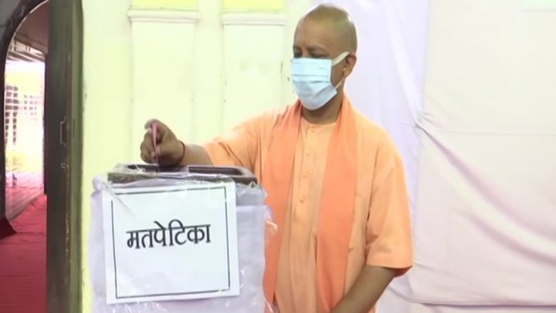 UP MLC Elections 2022: यूपी विधान परिषद के लिए मतदान शुरू, सीएम योगी ने डाला वोट