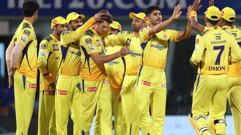 IPL 2022, MI vs CSK: मुंबई इंडियंस की आधी टीम लौटी पवेलियन, ड्वेन ब्रावो ने ऋतिक शौकीन को अपना शिकार बनाया