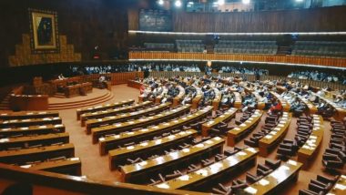 Pakistan Political Crisis: पाकिस्तानी संसद में नए PM के लिए वोटिंग, इमरान के सभी सांसदों ने असेंबली से किया बॉयकॉट