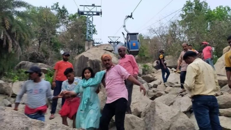 Deoghar Ropeway Accident: 45 घंटे बाद रेस्क्यू ऑपरेशन खत्म, रोपवे से सुरक्षित बचाए गए 46 लोग, 3 की मौत