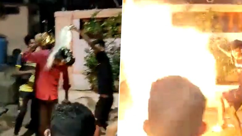 Viral Video: बर्थडे सेलिब्रेशन पड़ गया महंगा, जब दोस्त ने बर्थडे बॉय पर फेंका आटा, उठा आग का गोला, बाल-बाल बची जान