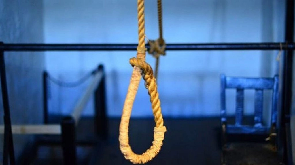 पति का दूसरी युवती के साथ चल रहा था अफेयर, पत्नी को मालूम पड़ने के बाद फांसी लगाकर दी जान